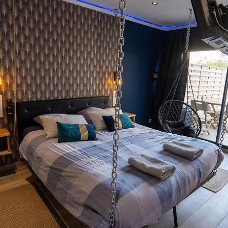 Capsule Temps Suspendu - Balneo, Home Cinema & Billard Valenciennes Kültér fotó