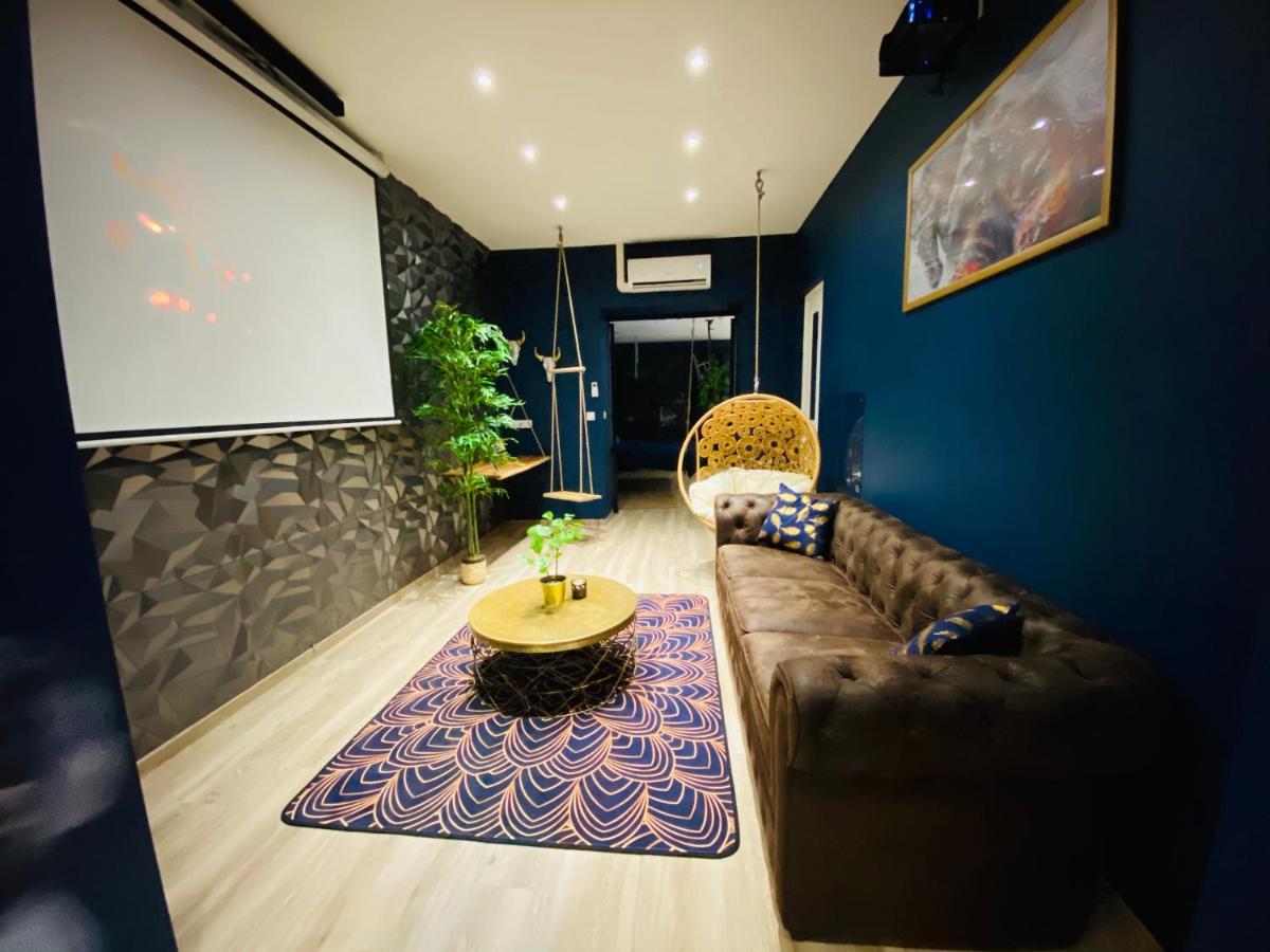 Capsule Temps Suspendu - Balneo, Home Cinema & Billard Valenciennes Kültér fotó