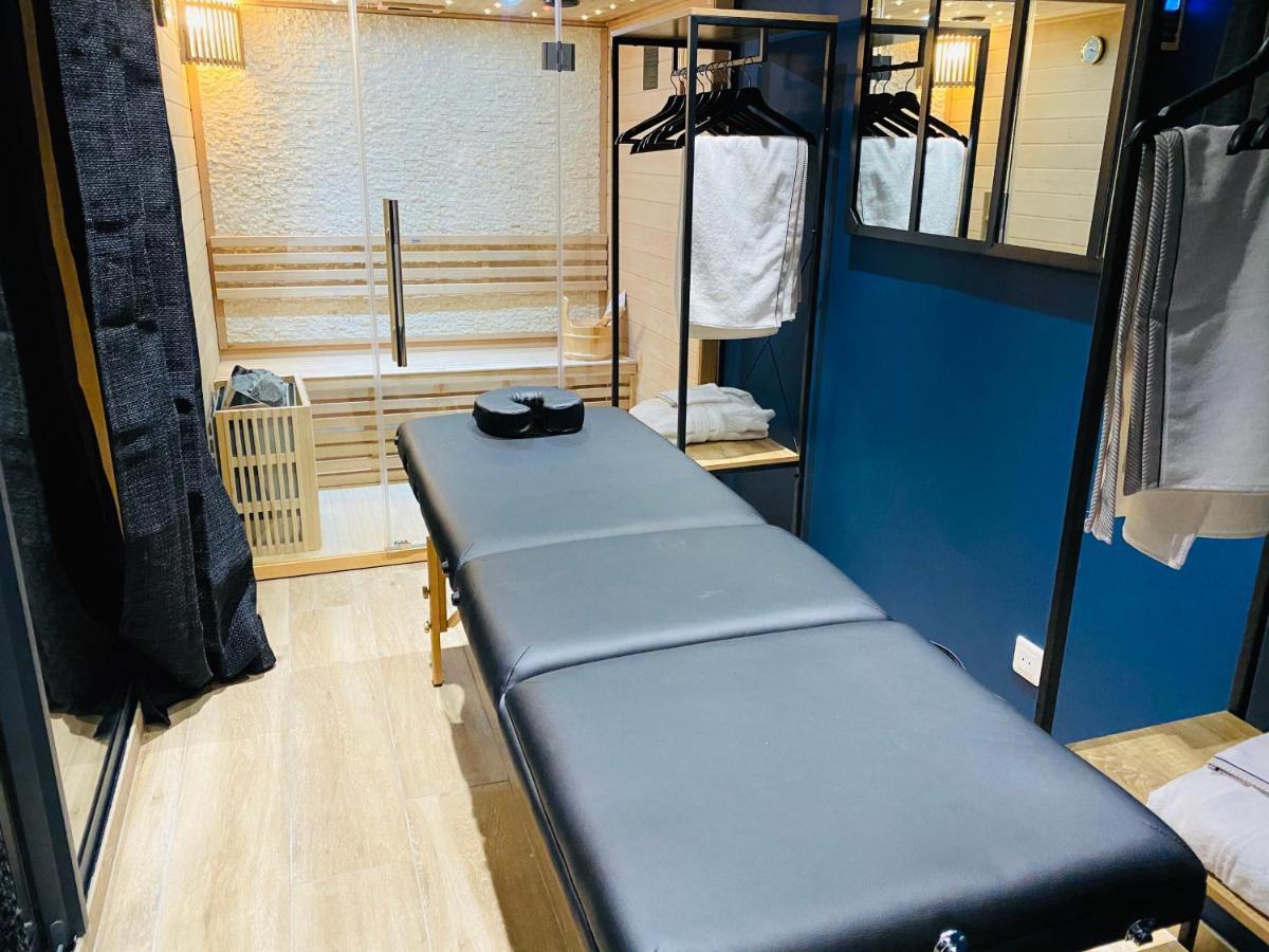 Capsule Temps Suspendu - Balneo, Home Cinema & Billard Valenciennes Kültér fotó