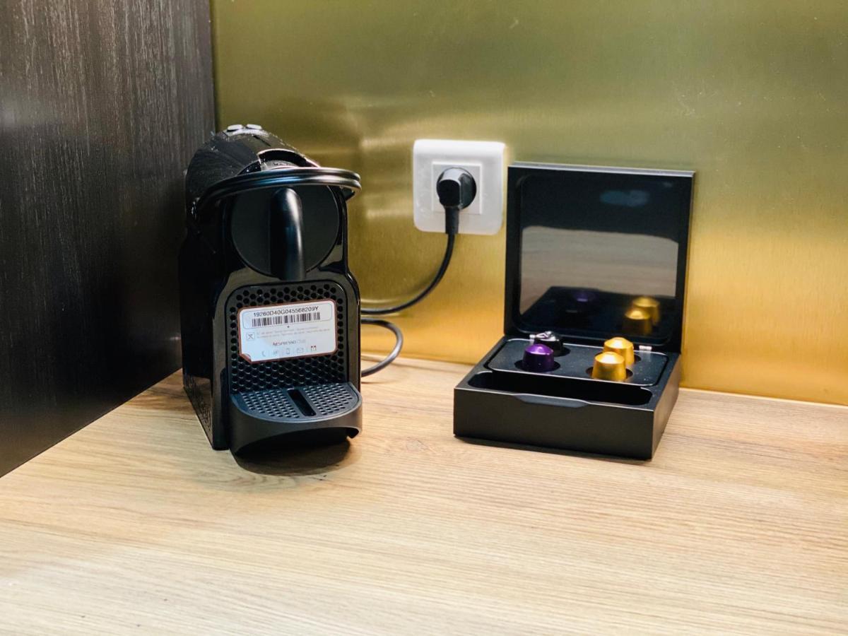 Capsule Temps Suspendu - Balneo, Home Cinema & Billard Valenciennes Kültér fotó