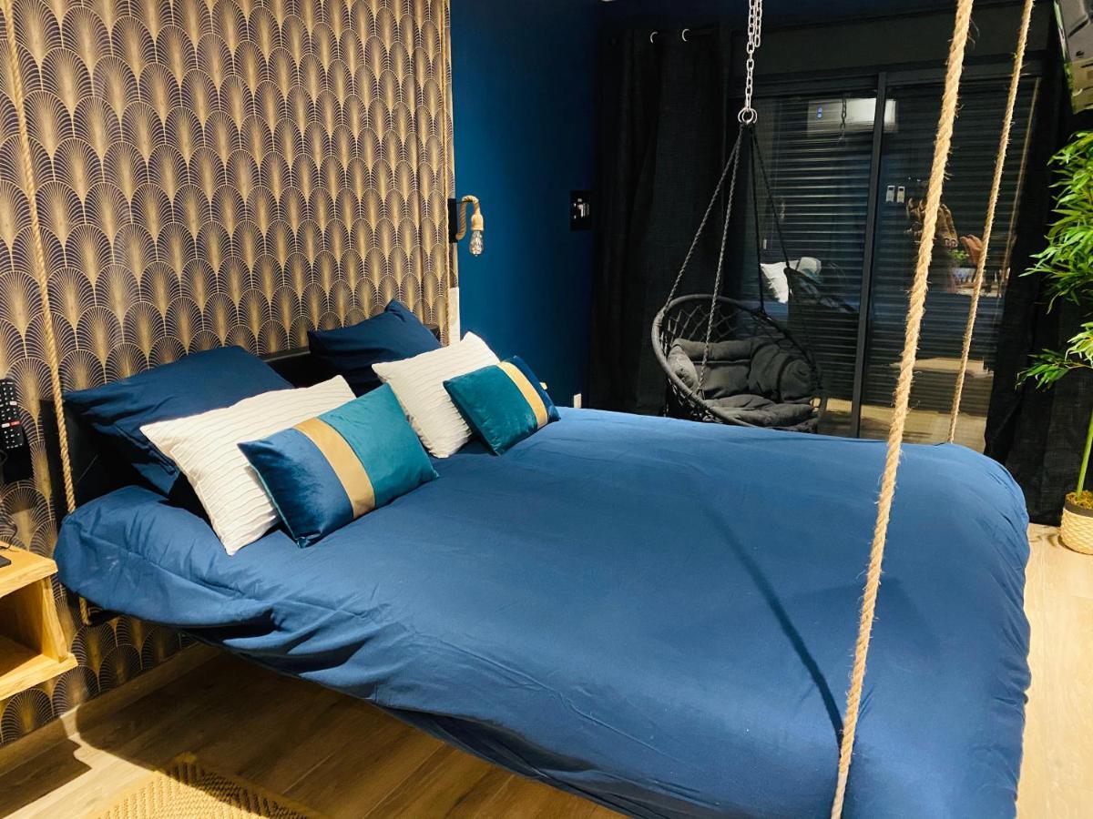 Capsule Temps Suspendu - Balneo, Home Cinema & Billard Valenciennes Kültér fotó
